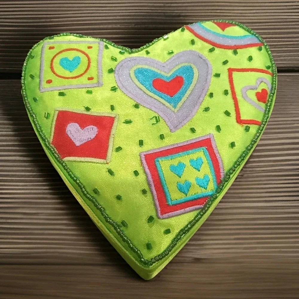 1999 Vintage Embellished Sequin Heart Gift Box‎ Green  Trinket Keepsake Jewelery